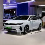 Geely Emgrand L Hip New Energy  Plug-in Hybrid Compact Sedan – Ships Worldwide From China | Chinese Ev Cars in Algeria - Image 2