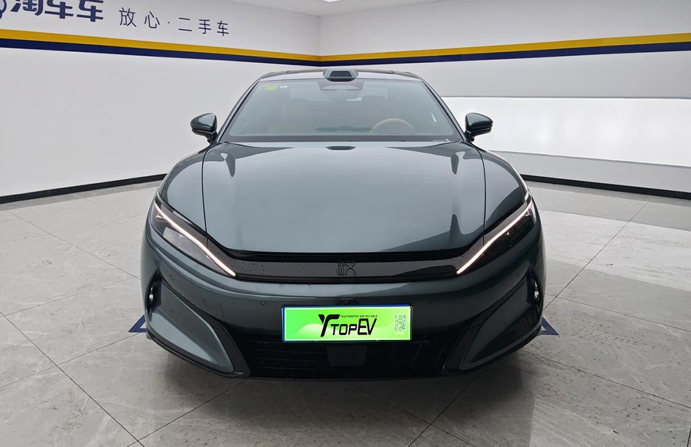 imgi_2_han L12 (1) BYD Han L DM 2026 Model DM-p 180KM AWD Laser Radar Flagship Edition – Factory Price From China | Chinese Ev Cars in Algeria - Image 1