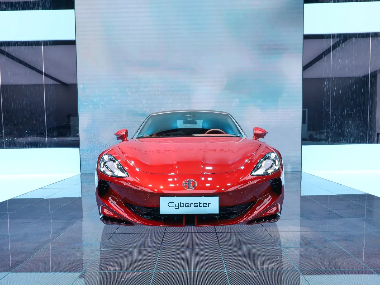 imgi_54_Saic-Mg-Cyberster-S-New-2024-520km-Legendary-Four-Wheel-Roadster MG Cyberster 2026 520km Legendary Four-Wheel Roadster – In Stock in China | Chinese Ev Cars in Algeria - Image 1
