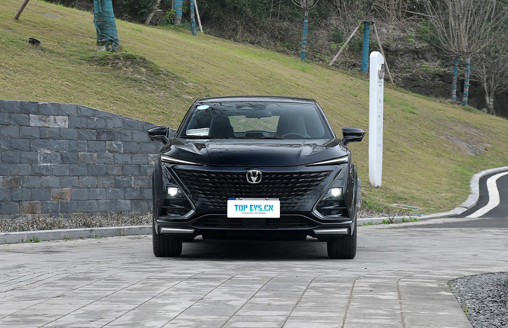 imgi_3_1_3(1) Changan UNI-T – Ready for Export From China | Chinese Ev Cars in Algeria - Image 1