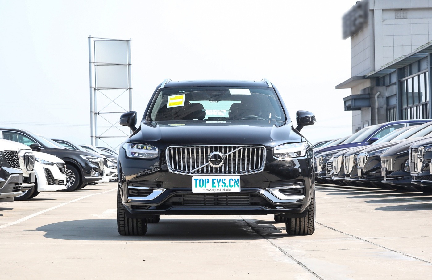 imgi_3_VOLVO XC90 PHEV front VOLVO XC90 PHEV – Ready for Export From China | Chinese Ev Cars in Algeria - Image 1